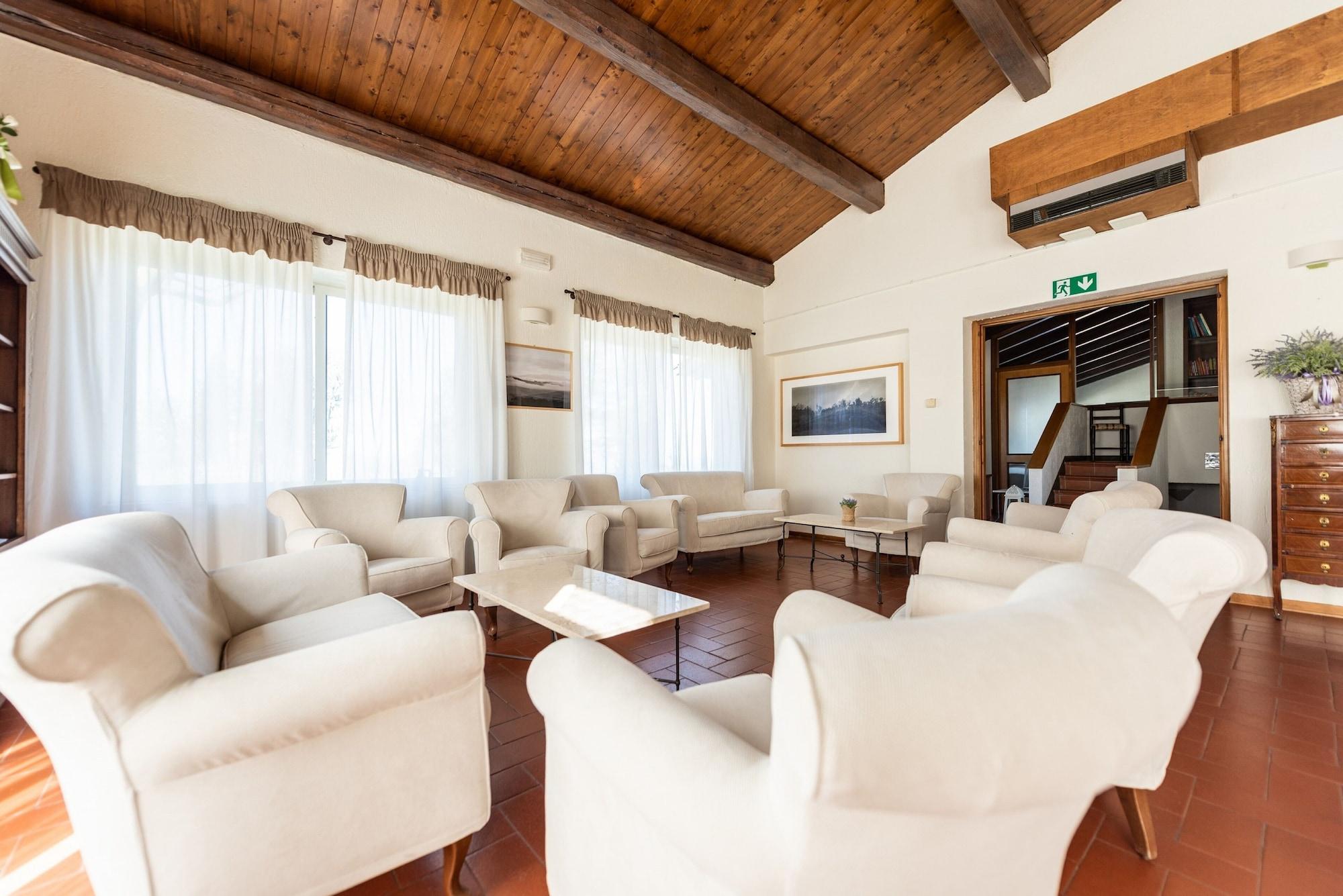 Hotel Palazzuolo Сан-Куйрико-д'Орча Экстерьер фото